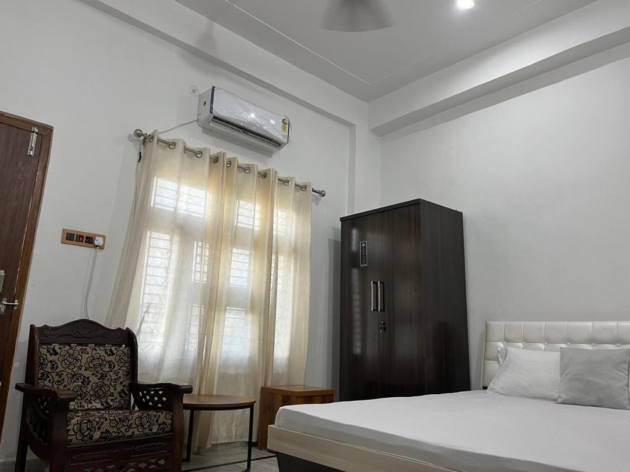 Shri Ram International Home Stay Ayodhya Exterior photo